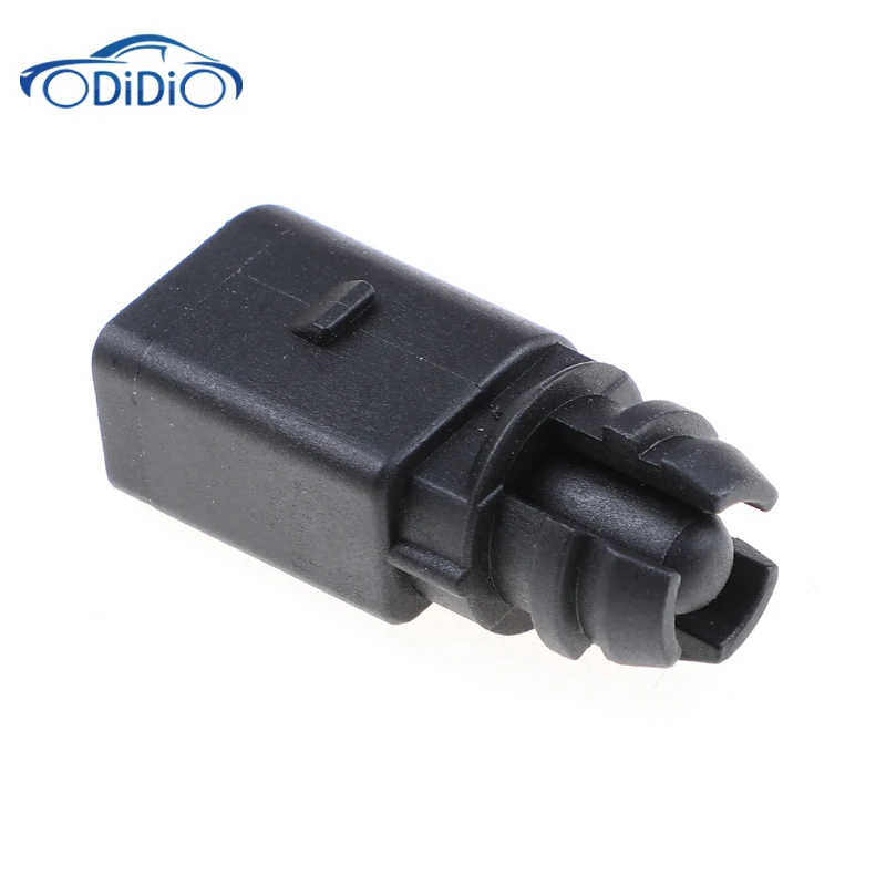 8Z0820535 Outside Ambient Air Temperature Sensor For  VW Passat Polo Tiguan Santana CC Jetta MAGOTAN Golf YETI Superb 8Z0820535A