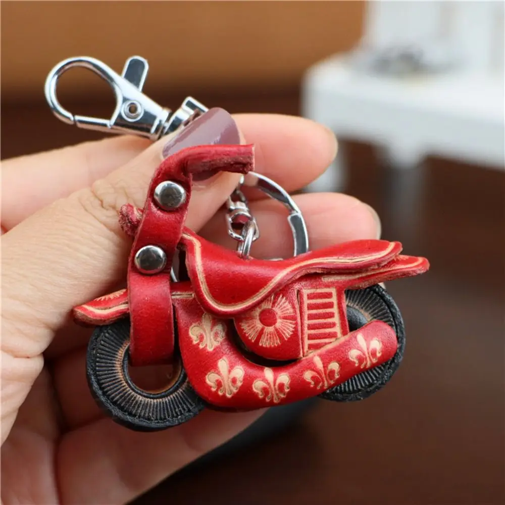 Retro Cowhide Motorcycle Keychain Cruiser Vintage Cowhide Motorcycle Pendant Creative Delicate Simulation Motorcycle Keyring