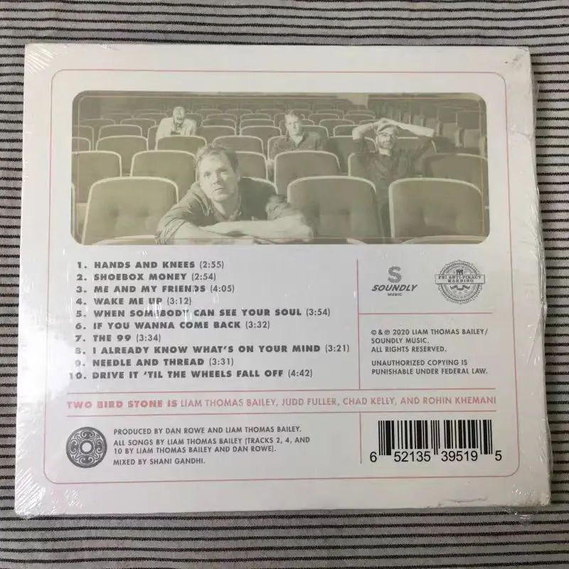 CD Two Bird Stone《Mane e ginocchia》Una storia di compromissaggio e impegno in una relazione. 11 settembre 2020
