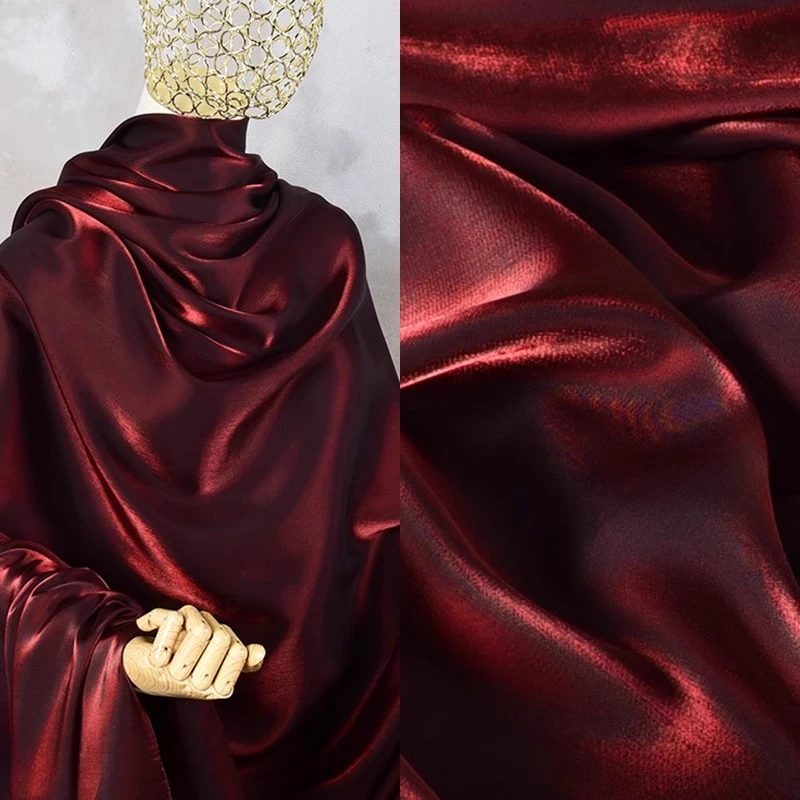 Tela para cerrar camisa roja oscura brillante vestido ropa de bebé ropa DIY tela de costura algodón poliéster mezclado por yardas suave