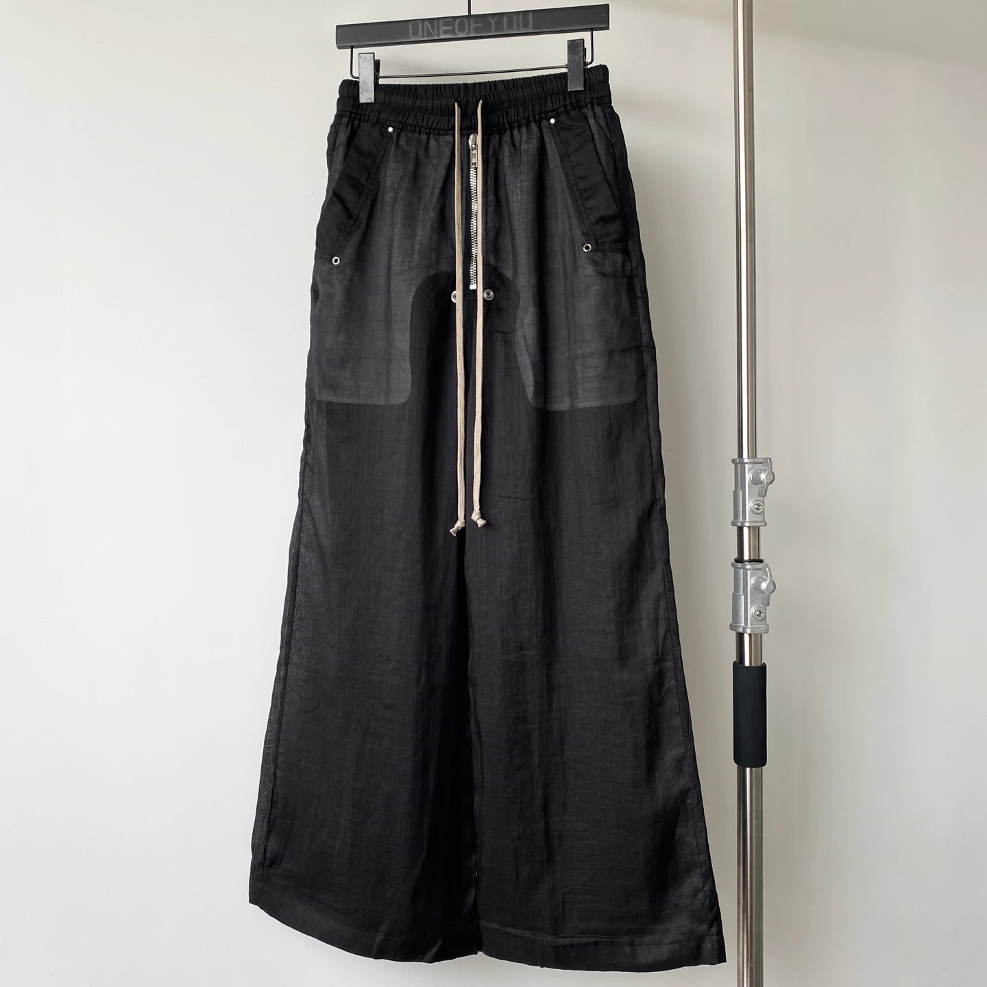 

k Thin Linen Bela Zipper Rivet Wide Leg Pants Men RO Sle High Street Loose Long Trousers Casual Faion Urban Leisure Pants