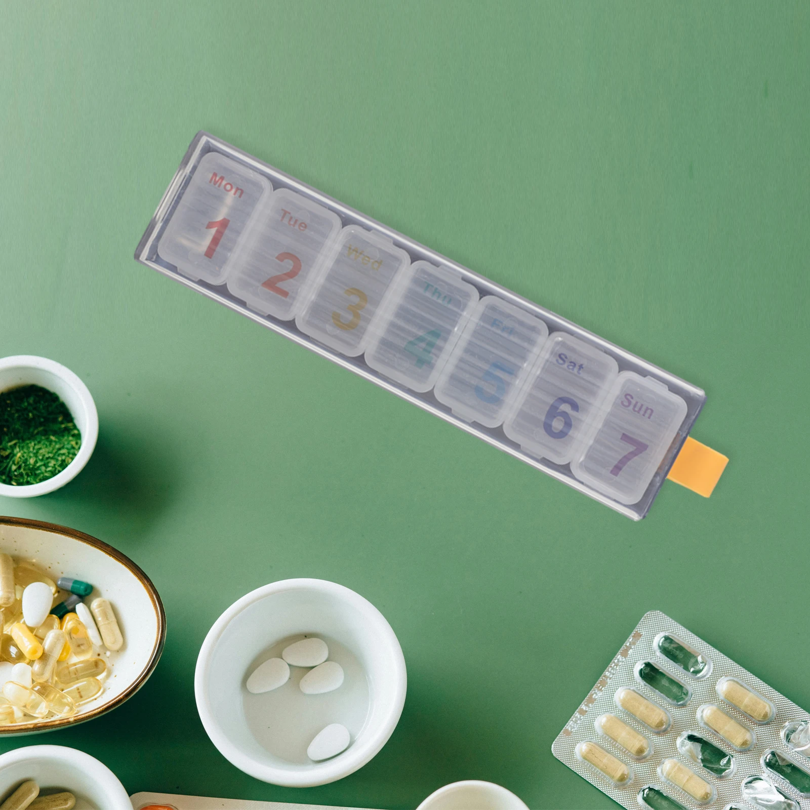 

1Set Portable Medicine Dispenser Travel Pill Organizer 7 Compartments Weekly Pill Case Small Medicine Box Vitamin Organizer