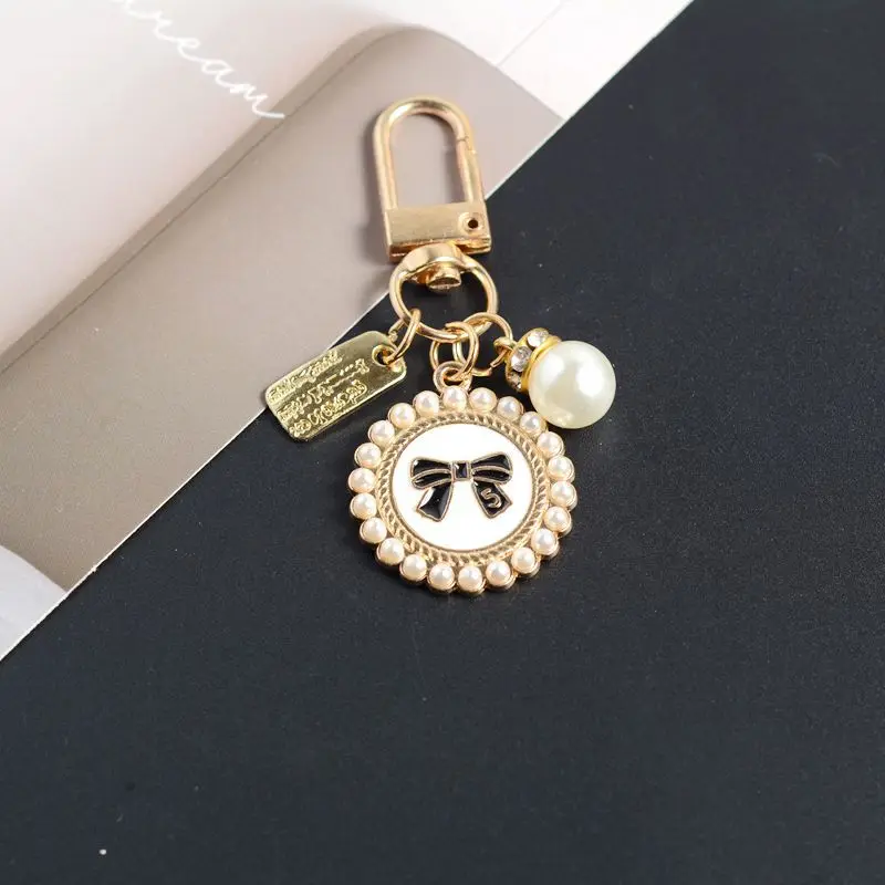 Porte-clés en métal, pendentif de clé en coquillage mignon, pendentif de sac ins