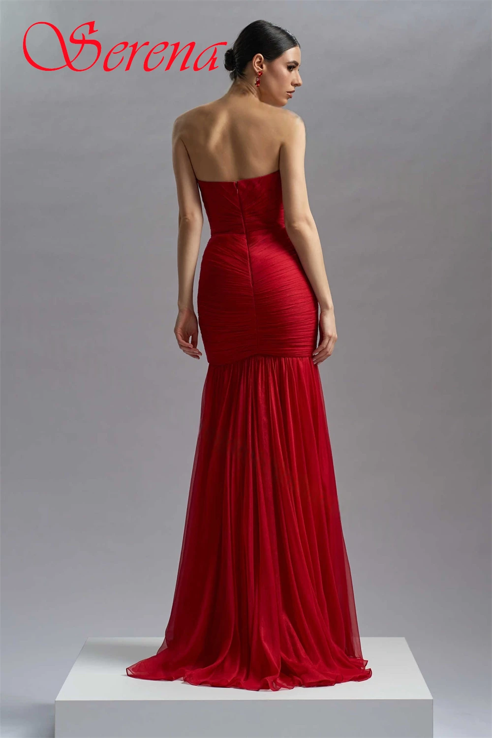 Vestido de noche de gasa rojo exquisito personalizado, vestido de fiesta sin mangas sin tirantes de alta calidad, vestido de fiesta clásico con cremallera en la espalda