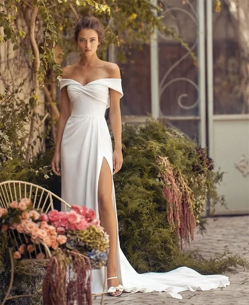 Semplice ed elegante abito da sposa con spalle scoperte Sexy 2024 New Bohemian Beach Garden abito da sposa Sweep Train Gown Mary