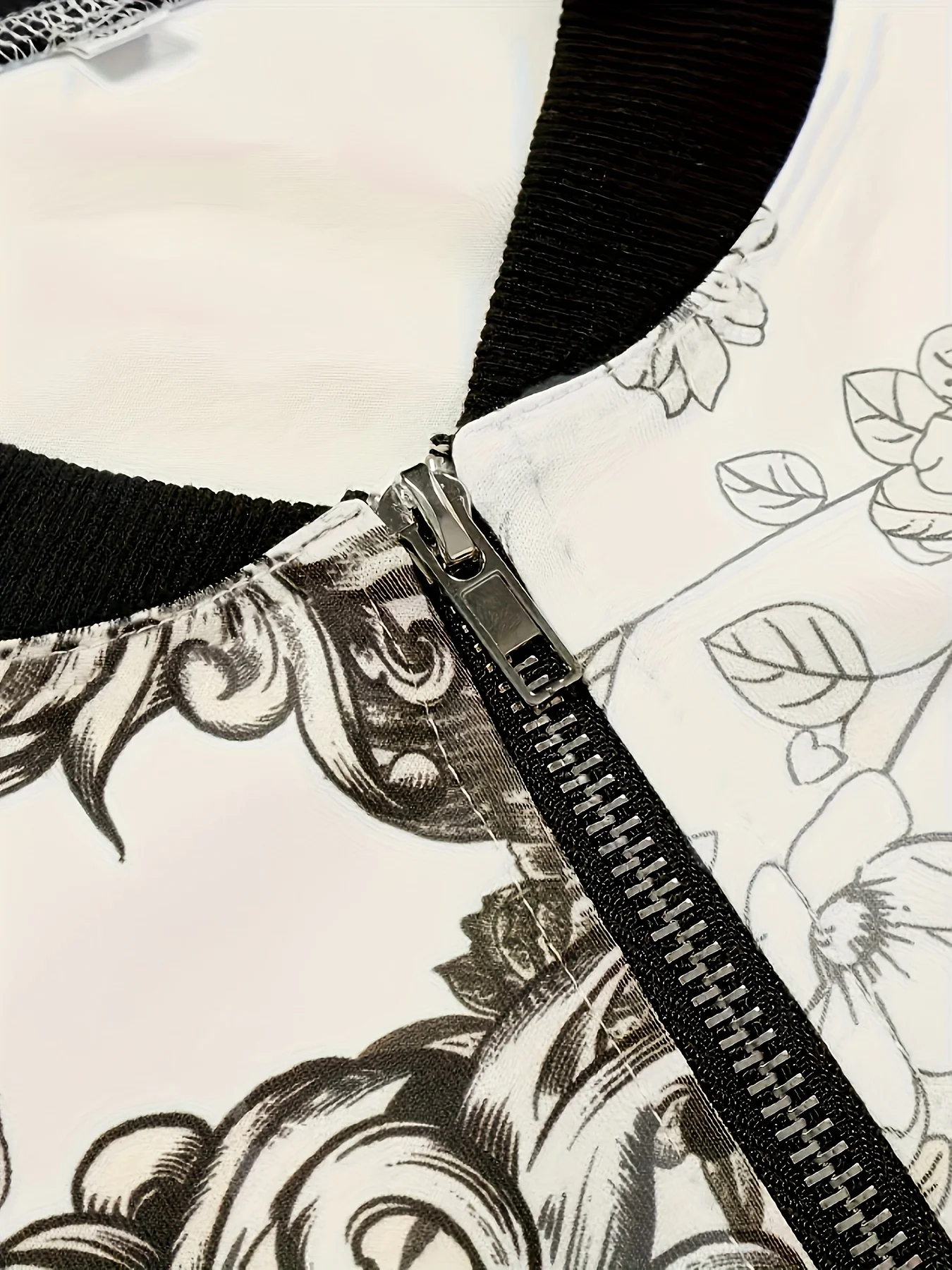 Ladies' Spring and Autumn thin style full body printed temperament casual zipper jacket women's jacket jacket