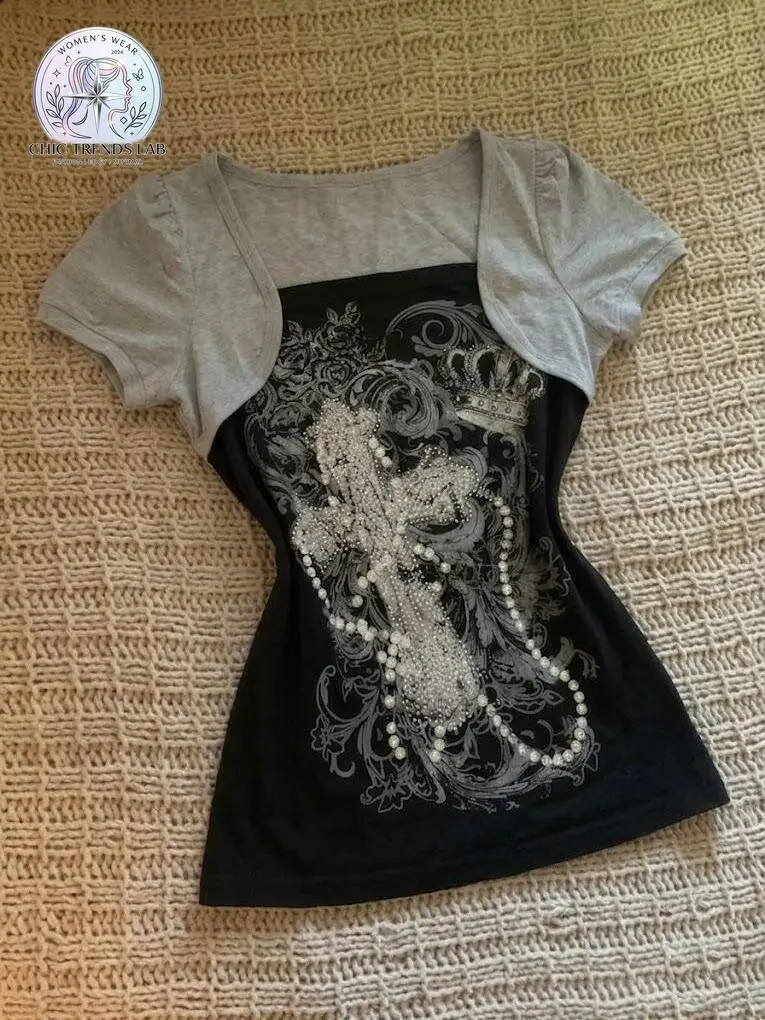 Y2K McBling Fake 2 Piece Tshirt Women Mall Goth Cross Crown Print Shrug Top Grunge Aesthetic Pearl Graphic Tee Slim Fit Harajuku