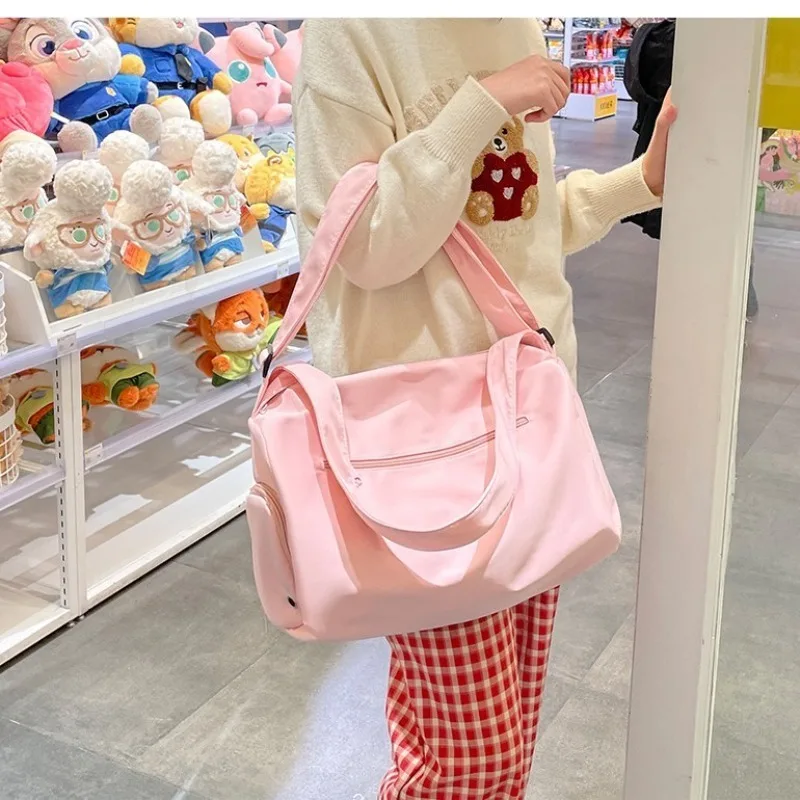 

Simple Yoga Crossbody Bag Independent Shoe Compartment Fitness Travel Shoulder Bag for Women Designer Handle Large Tote Female