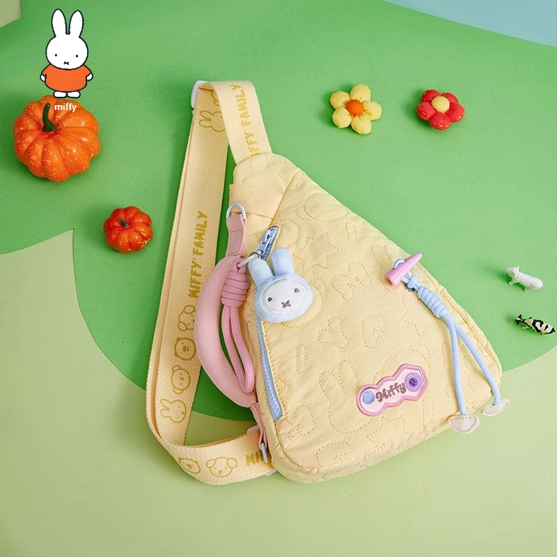 

Поясная сумка Miffy, милый треугольник, свежая сумка через плечо, универсальная повседневная нагрудная сумка для девочек
