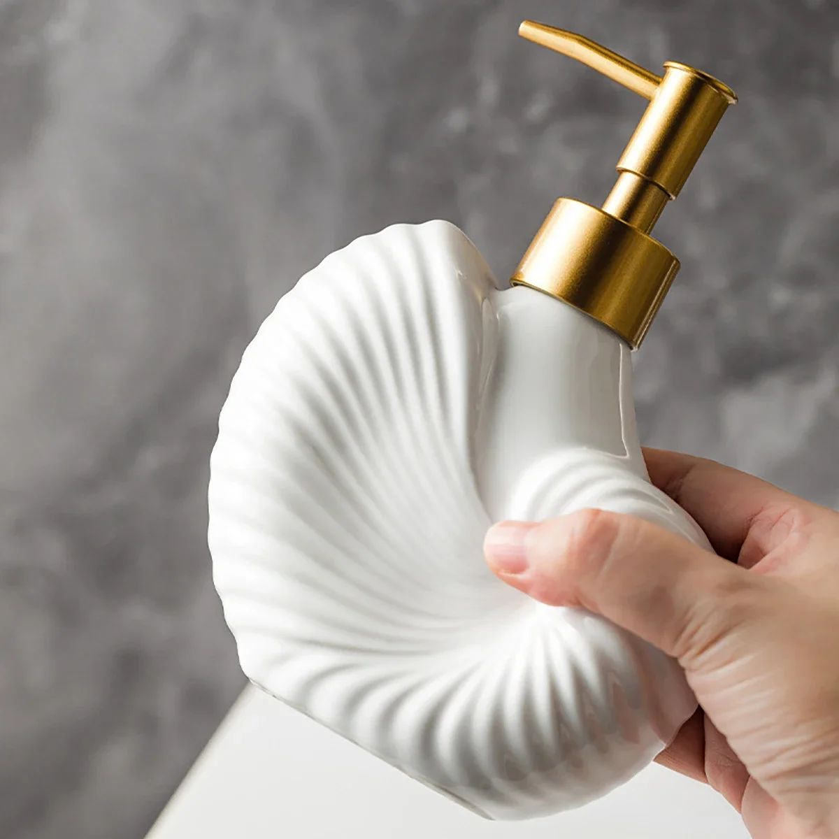 Creative Retro Style Ceramic Push-Type Soap Dispenser With Pump, Hand Soap Bottle, Suitable For Bathrooms Kitchens And Toilets