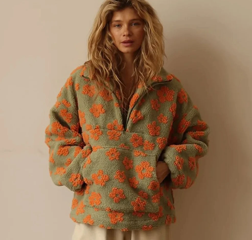 

Autumn Winter New Fashionable Floral Fleece Sweatshirt Women's Warm Stylish Long Sleeve Hoodie Street Style Polyester Fabric