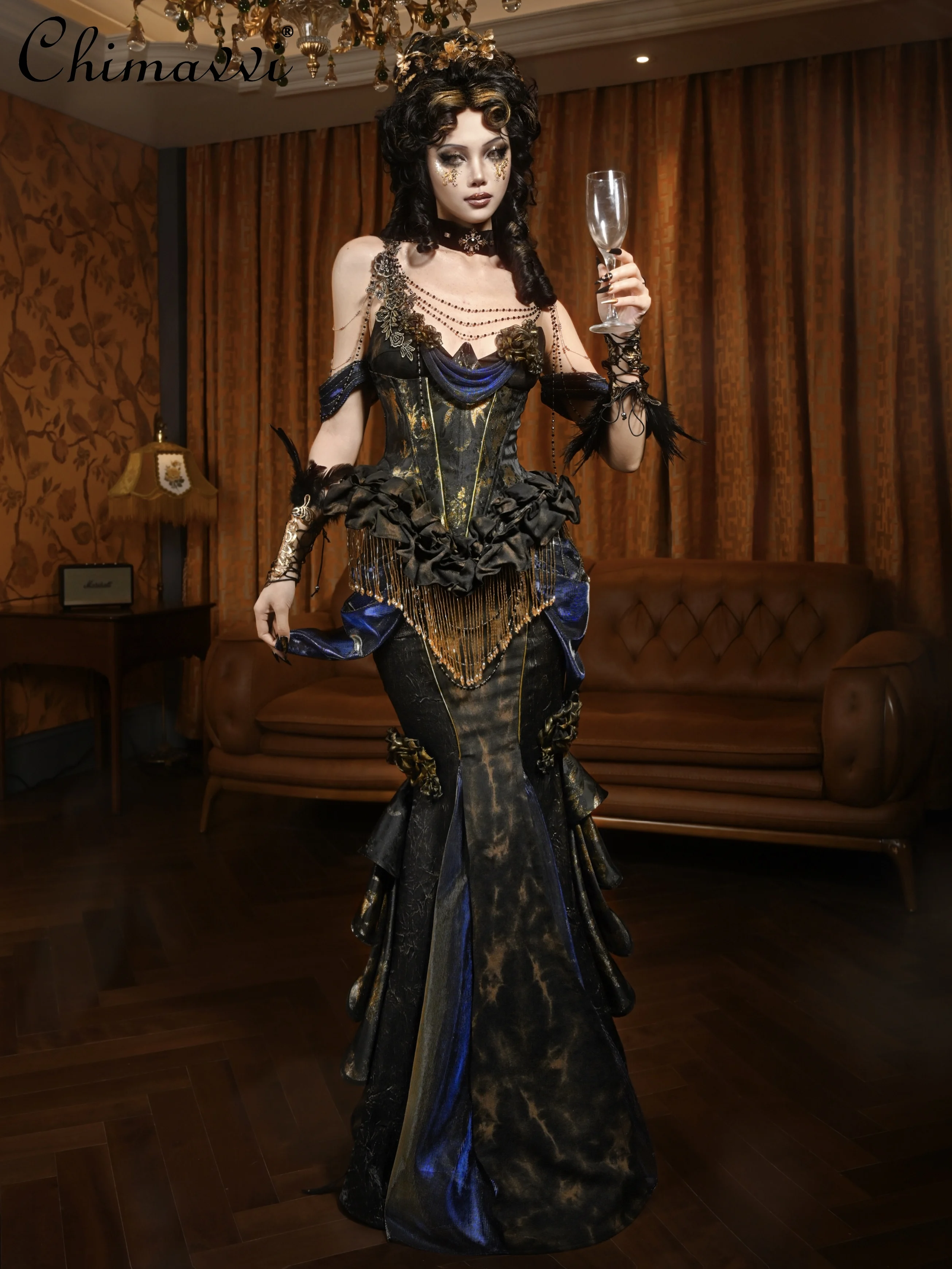 

Vintage Gothic Style Gilt Cla European Corset Fishing Bone Bra Spring Summer Women's Retro Bead Tassel Tube Tops and Skirts Set