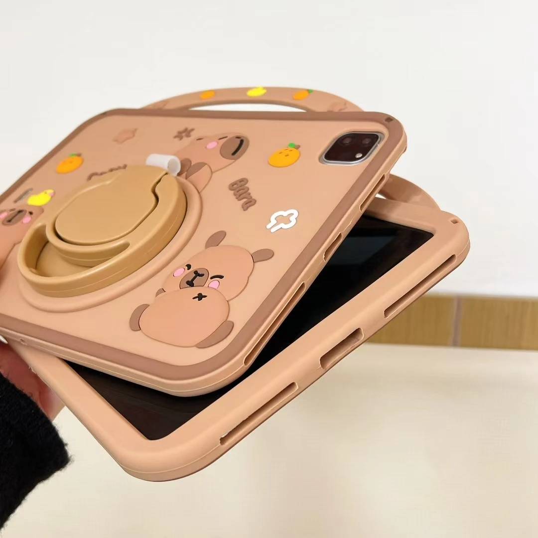 カピバラ様iPad専用 Amazon.com: Cute Kawaii Capybara for iPad 5th/6th Generation Case