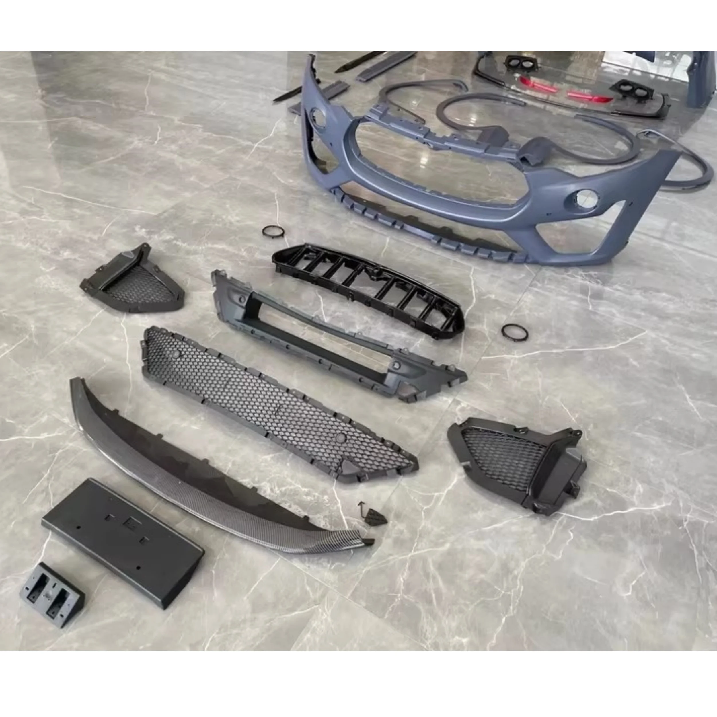 Body Kit for Maserati Levante 16-22 modified Surround Front bumper Rear bumper Side skirt Grille Wheel eyebrow Car Accessories