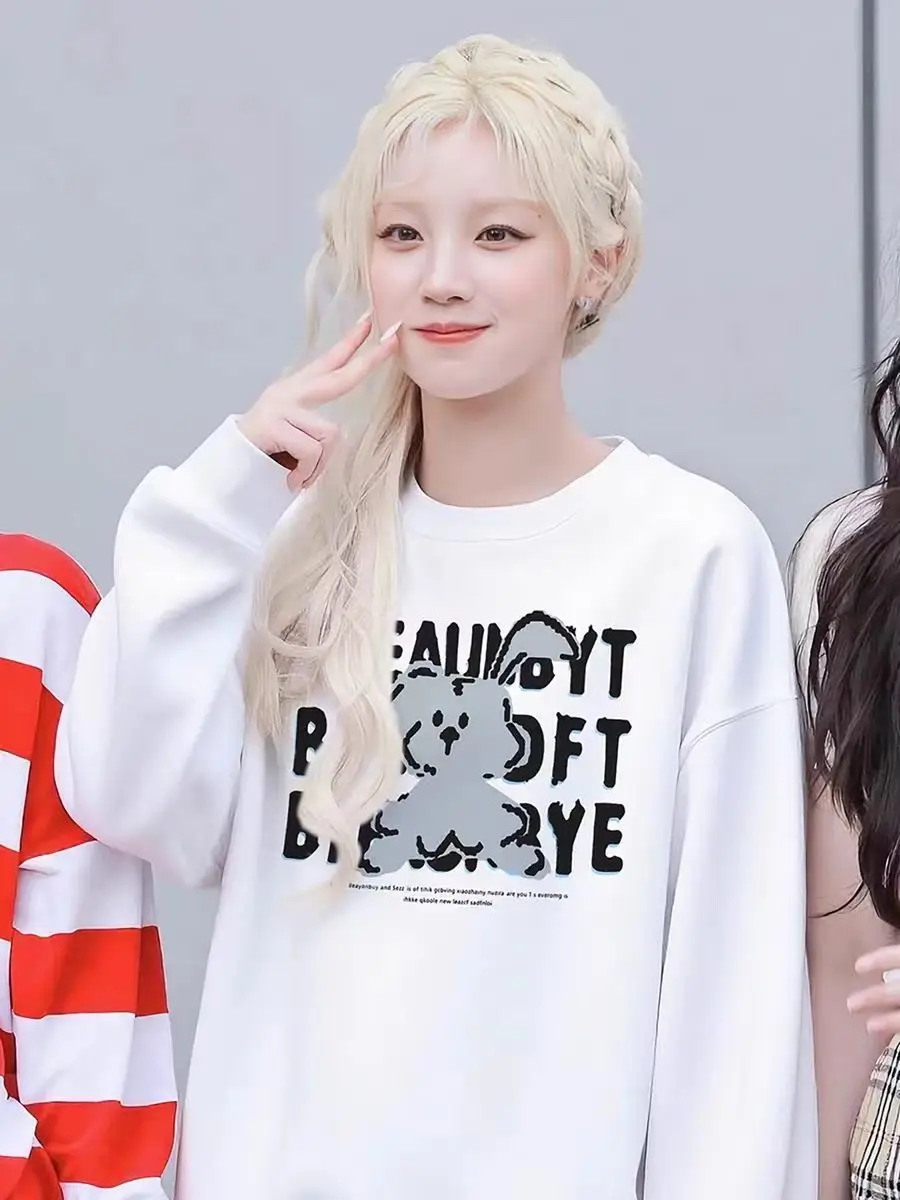 

Свободный свитшот с круглым вырезом в корейском стиле для женщин: модный, из органического хлопка, с длинными рукавами и принтом, для создания молодежного образа