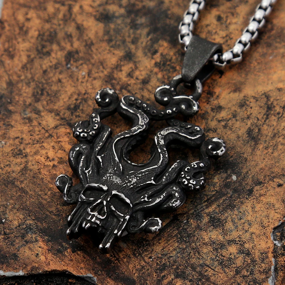 Vintage Black Skull Pendant Necklaces For Men Stainless Steel Cthulhu Necklace Punk Octopus Amulet Jewelry Gift Dropshipping