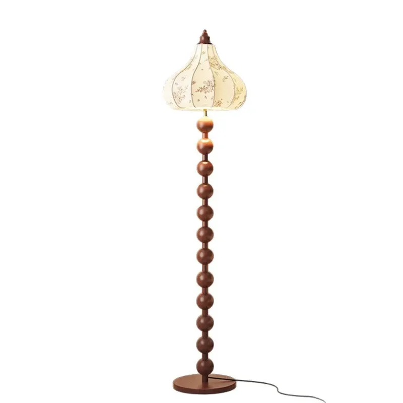 

French medieval living room floor lamp, American retro decorative atmosphere fabric study eye lamp