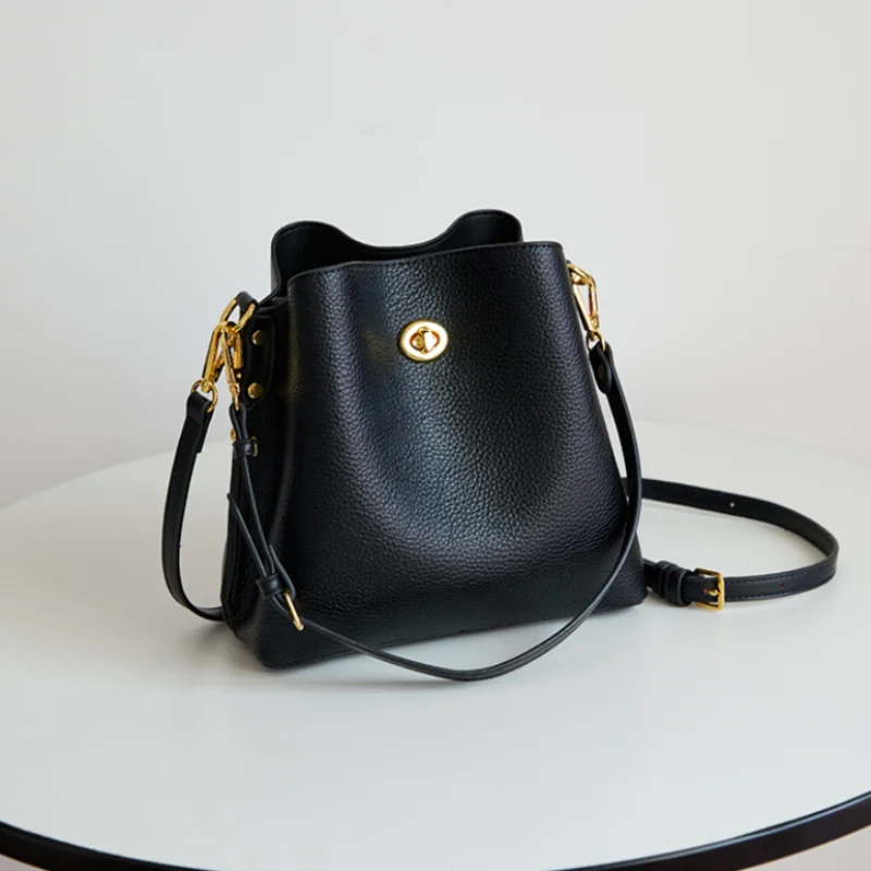 

Women's Luxury Bucket Bag, Brand Retro Large Capacity Shoulder Bag Stylish Simple Solid Color Handbag Lock Design Crossbody Bag