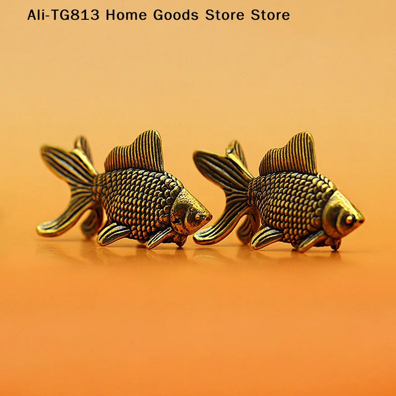 [TG813]Goldfish Figurines Retro Brass Lucky Animal Statue Ornament Home Decor Desk Decoration Tea Pet Cute Gifts