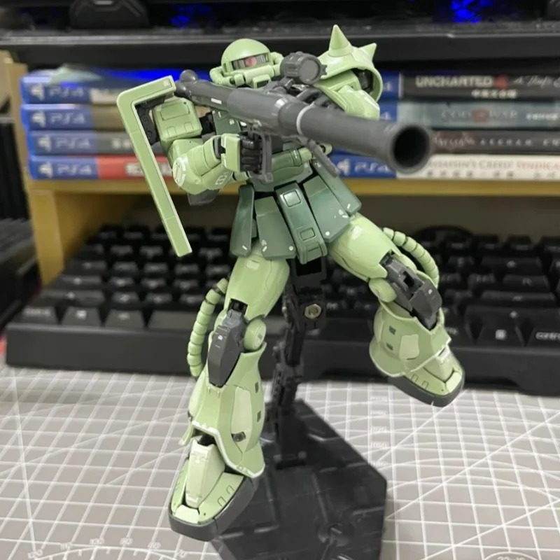 

Оригинальная фигурка Bandai, модель Gundam, аниме-фигурки HGCE 1/144 MS-06 Zaku II, коллекционная модель, подарки, игрушки