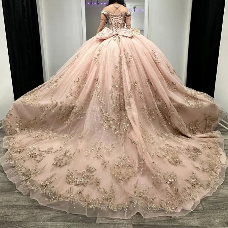 Glitter Roze Quinceanera Jurk Baljurk Van De Schouder Gouden Kanten Applique Kralen Strik Mexican Sweet 16 Vestidos De 15 Anos