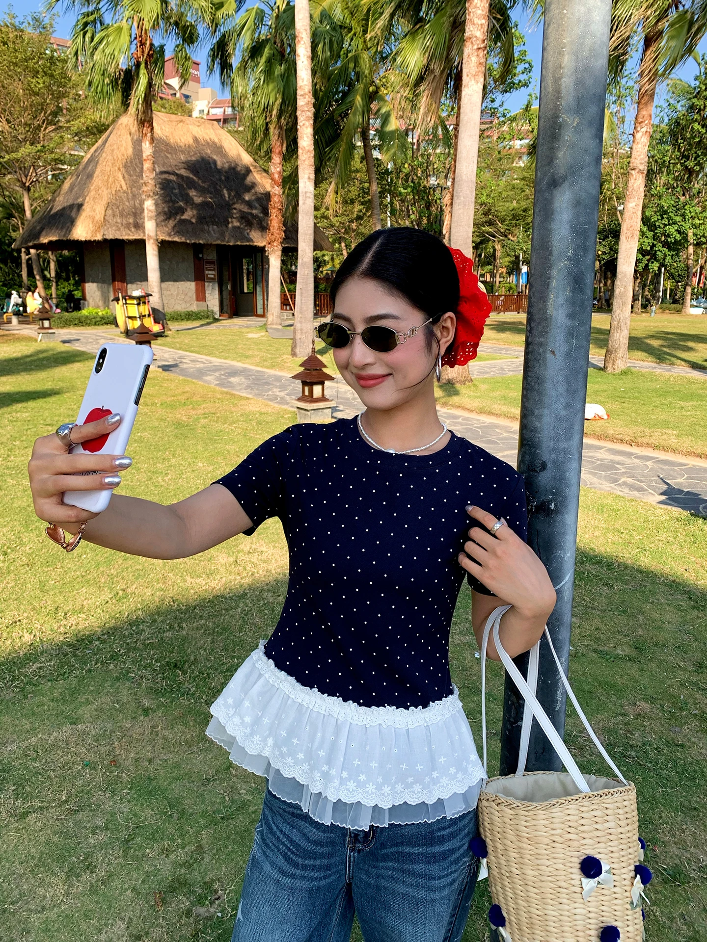 

Футболка Tefamani с кружевными вставками и коротким рукавом, новая коллекция Весна-Лето, повседневный крой, трикотаж из хлопка и полиэстера, с круглым вырезом