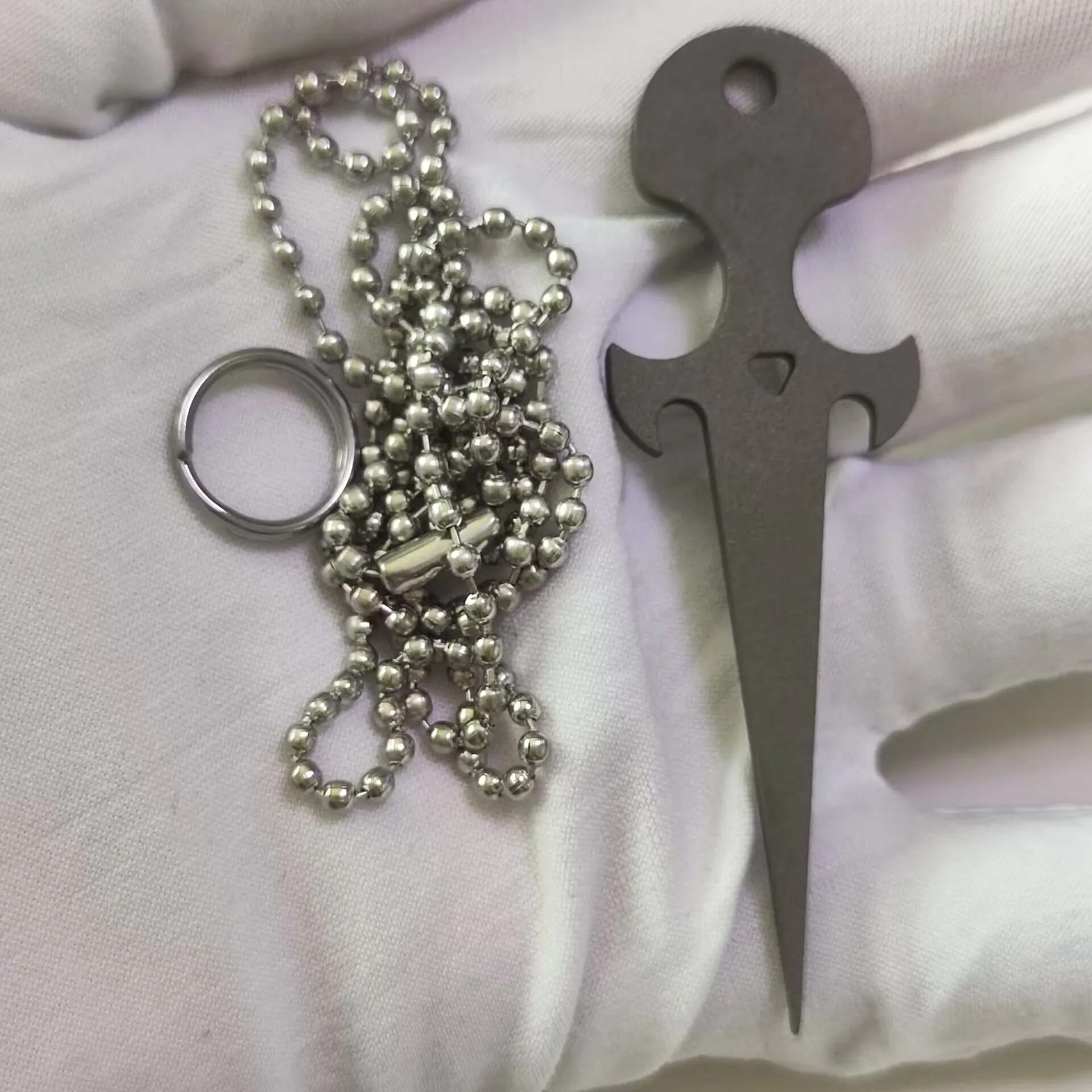 New Titanium alloy Tea Knife Pu Er Tea Needle Teaset Tea Drill EDC Bottle Opener Tool Necklace Pendant