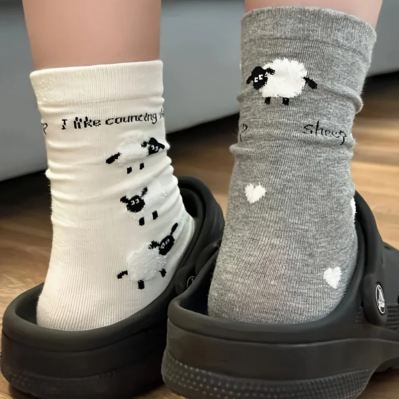 4足セット、女性用ソフトフロッキー羊アンクルソックス、グレー無地重ね履き可能なクルーソックス、インスタイル