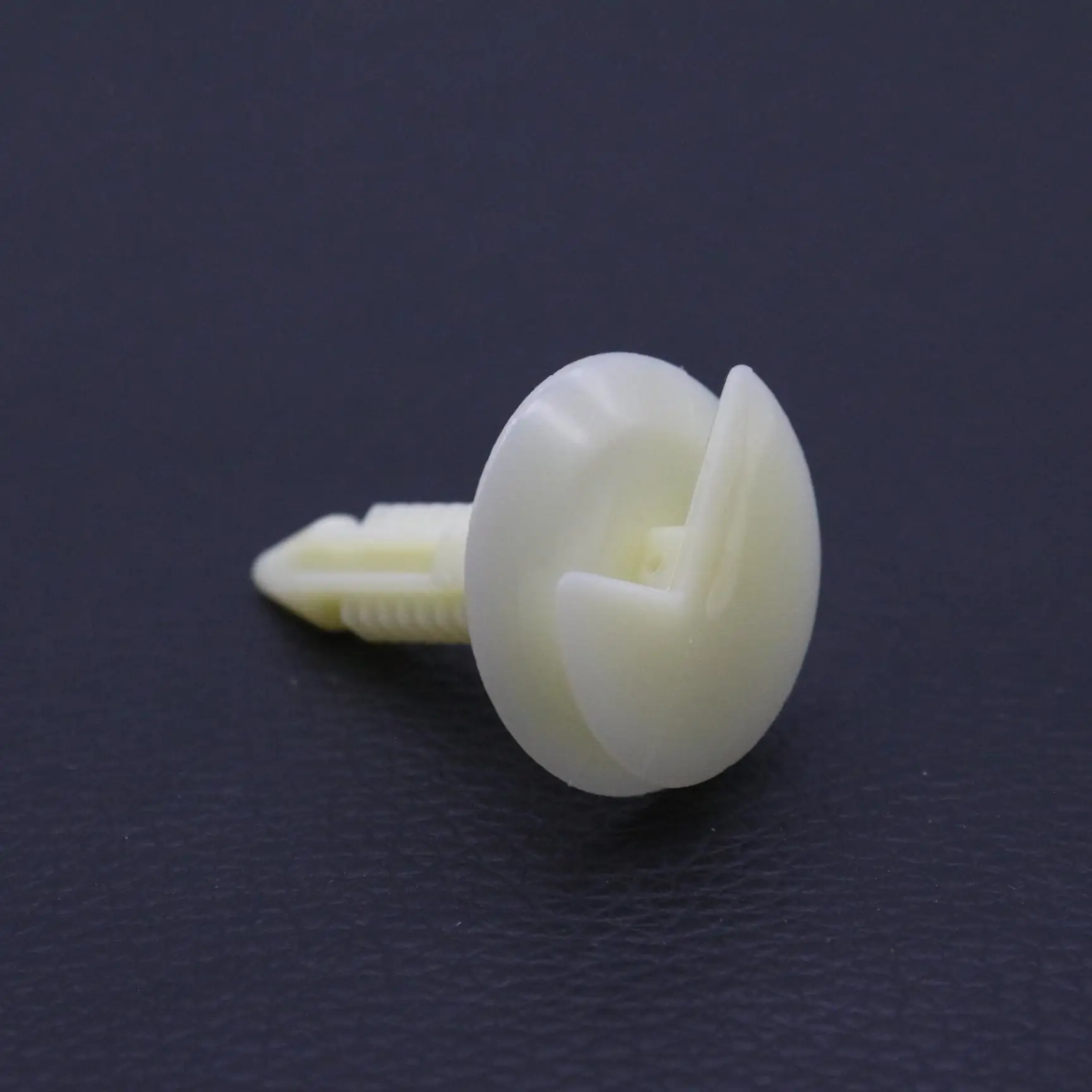 20 قطعة لوحة باب النايلون الأبيض صب كليب التجنيب متوافق مع 1987-2015 جي إم سي تقليم السحابة 10126901 برشام تصاعد مجموعة