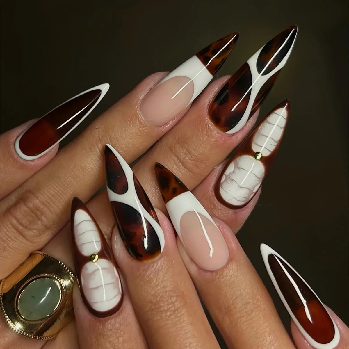 

24PCS Luxury Marble Crocodile Fake Nails Stiletto Press on Nails Wild Style Sweet Spicy Girl Glossy False Nails for Women 네일팁 투명