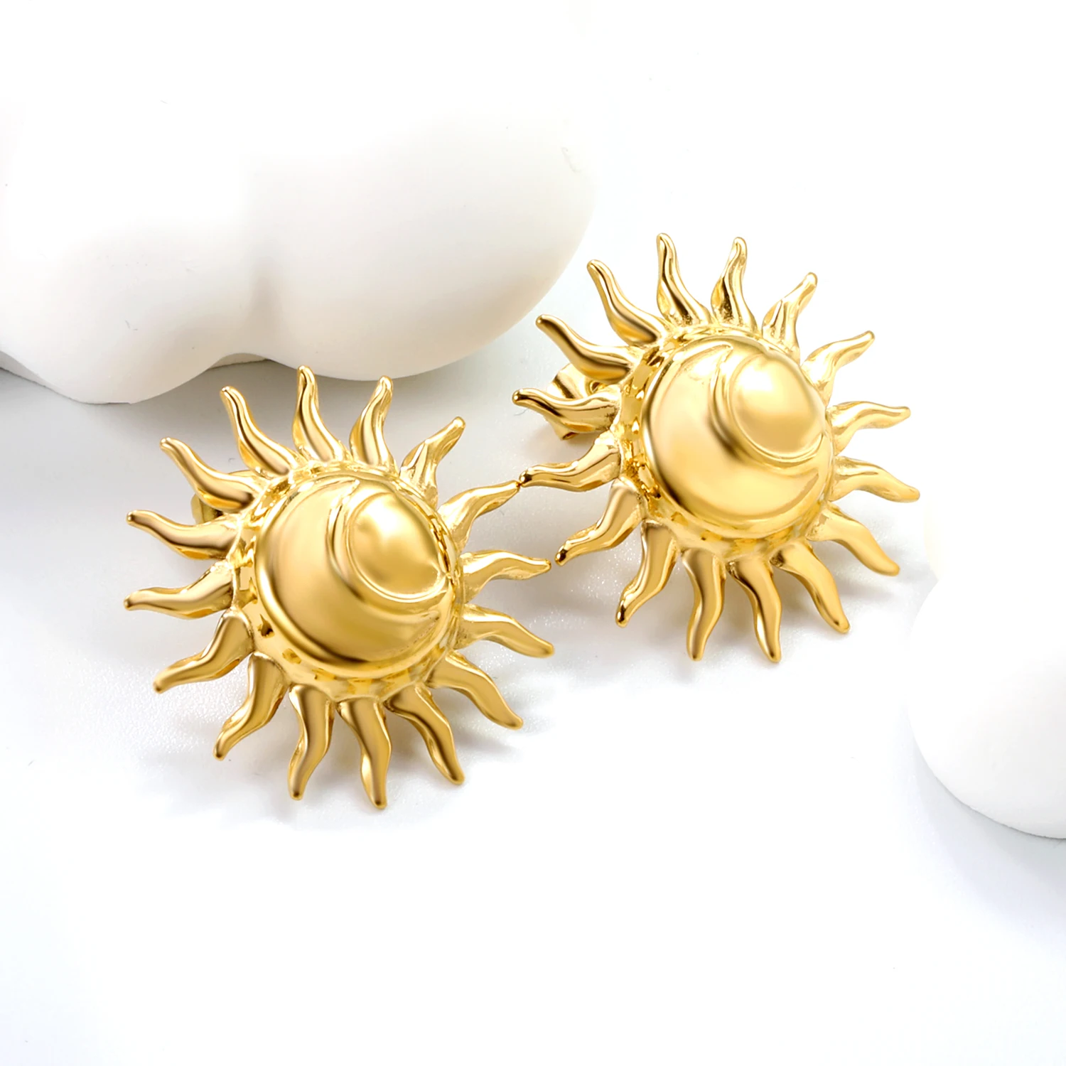 LUXUSTEEL 2pc/1pair Imitaiton Pearl Earring Sun moon Stud Earrings Golden Stainless Steel Women\'s Earring Jewelry Accessories