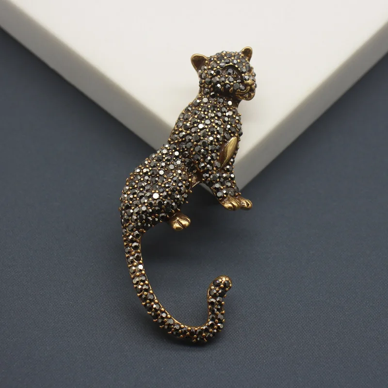 Vintage 3D Black Rhinestone Leopard Panther Animal Brooch Pin Jewelry for Men Women Retro Kitty Fashion Corsage Lapel Corsage