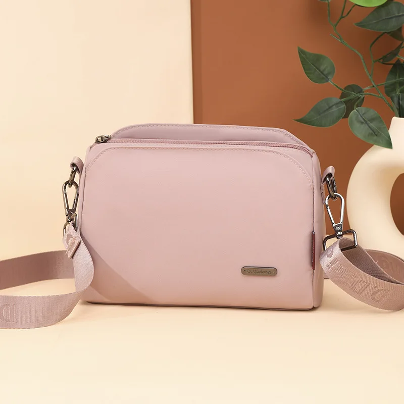 

Fashionable Summer New Women's Shoulder Bag Simple Water-repellent Crossbody Bag Outdoor Lightweight Nylon Small Square Bag
