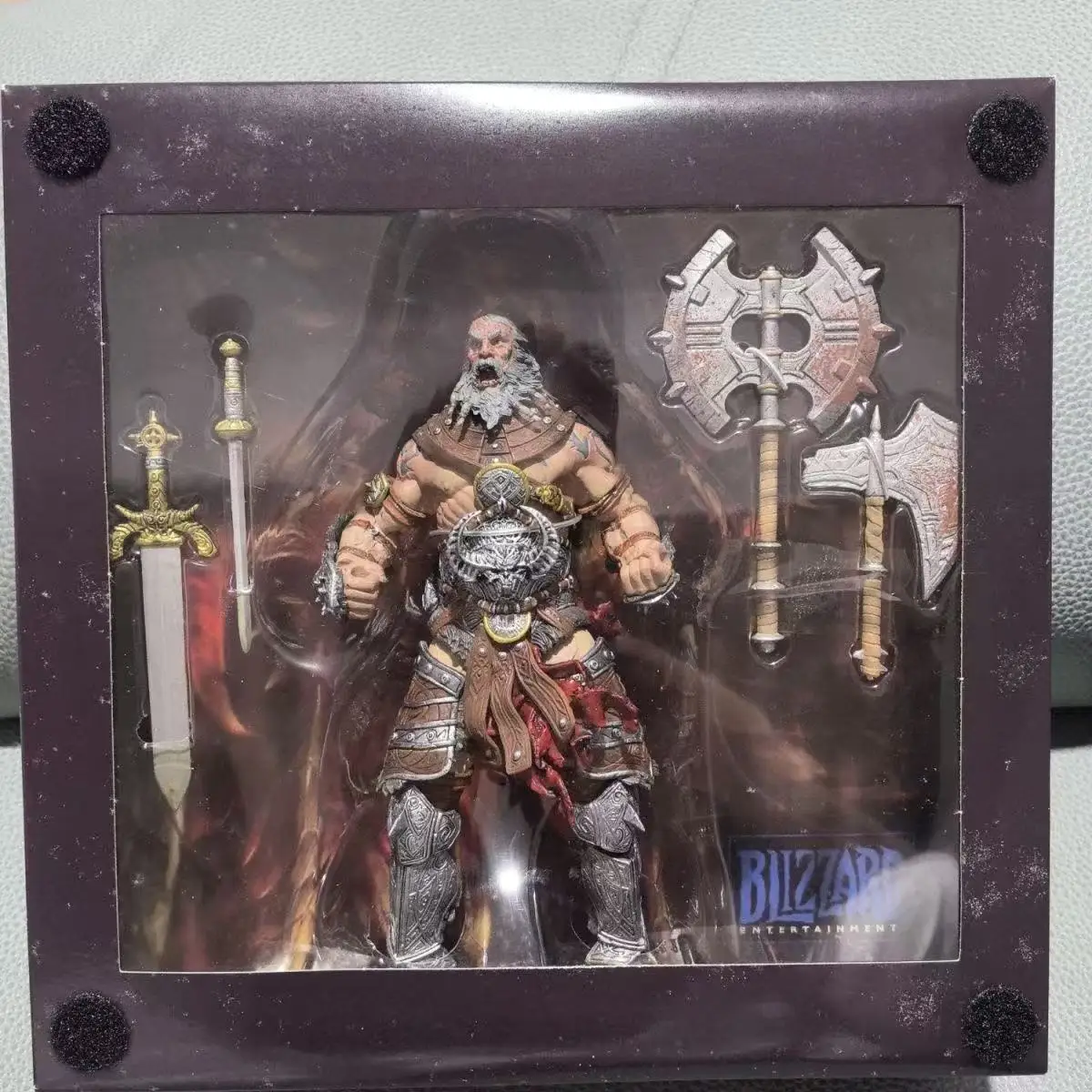 Diablo 3 Movable Barbarian Figure Without Helmet, Standing Pose, with Movable Joints, Without Box - view 6