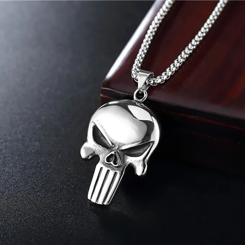 Fashion Retro Punk Skull Men's Pendant Necklace Vintage Hip Hop Titanium Steel Stainless Steel Necklace Gifts Wholesale