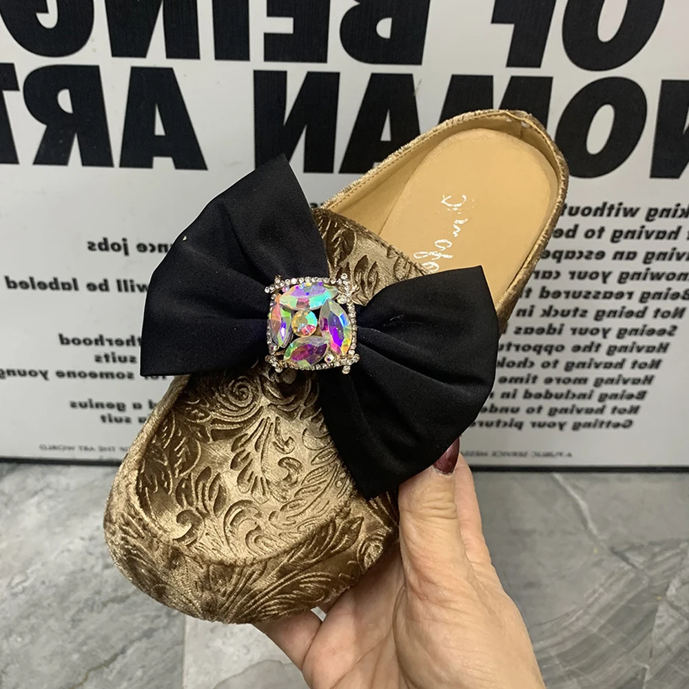 Fashion Women Slippers Plus Size Female Flat Mullers Antislip Casual Summer Women Shoes Rhinestone Women Sandals Designer Shoes