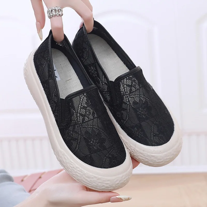 

2025 Soft Soled Shoes Anti Slip Women's Lace Mesh Fashion Breathable One Step Tennis Shoes