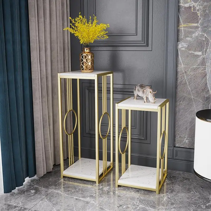 nordic-living-room-balcony-floor-to-ceiling-marble-display-wrought-iron