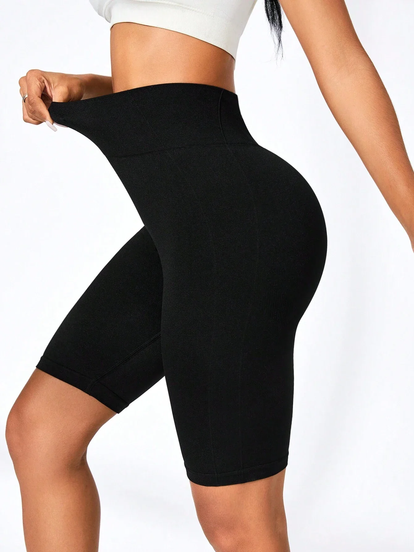 High-Waist Seamless Solid Color Sports Shorts, Suitable For Yoga And Exercise