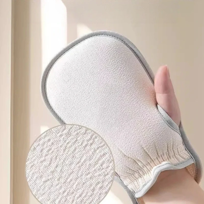 

Двустороннее банное полотенце эффективно удаляет грязь без ужатия кожи.