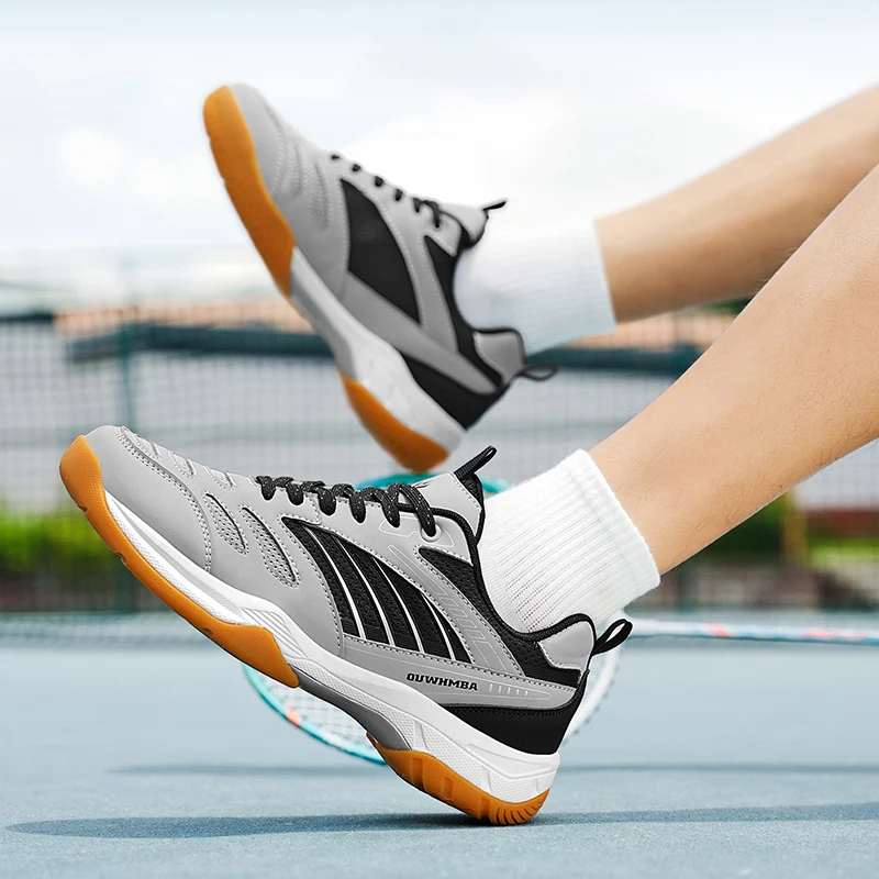 New Volleyball Shoes Men's Outdoor Fitness Badminton Shoes Table Tennis Shoes Sizes 39-45 Professional Tennis