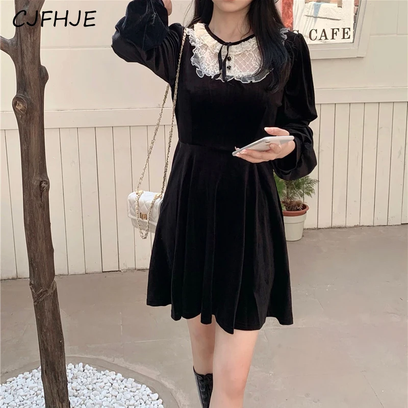 

CJFHJE Elegant Black Velvet Mini Dress Women Vintage Lace Hollow-out Patchwork Party Dress Female Casual Gothic Slim Y2K Dresses