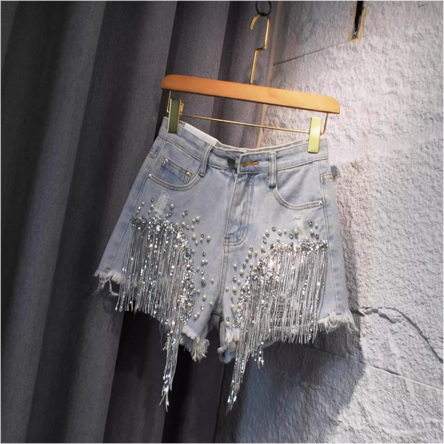 

Y2K Diamond Studded Tassel Denim Shorts Women Summer High Waist Slimming Heavy Industry Wide Leg A Line Hot Pants Trend