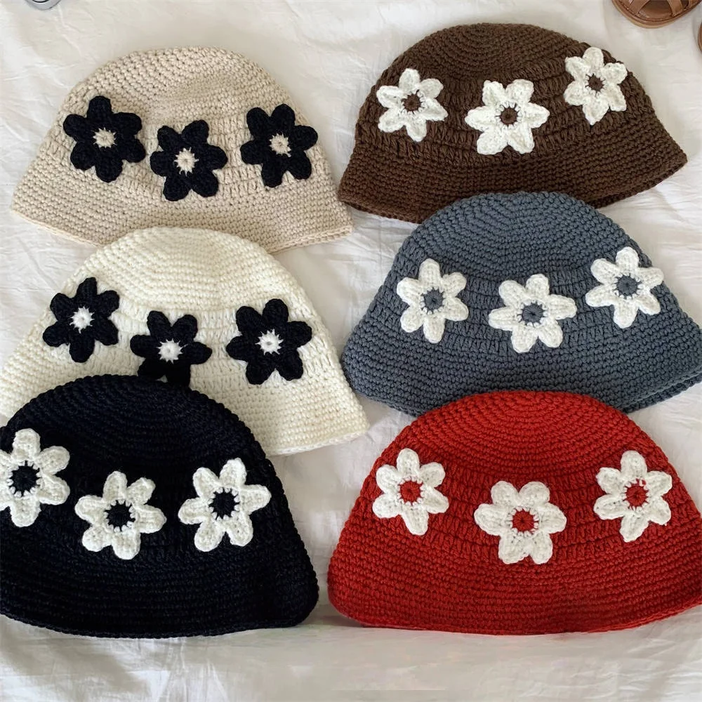 Retro Handcrafted Sweet Floral Pattern Fisherman's Hat Versatile Outdoor Sun Protection and Warmth Knitted Hat