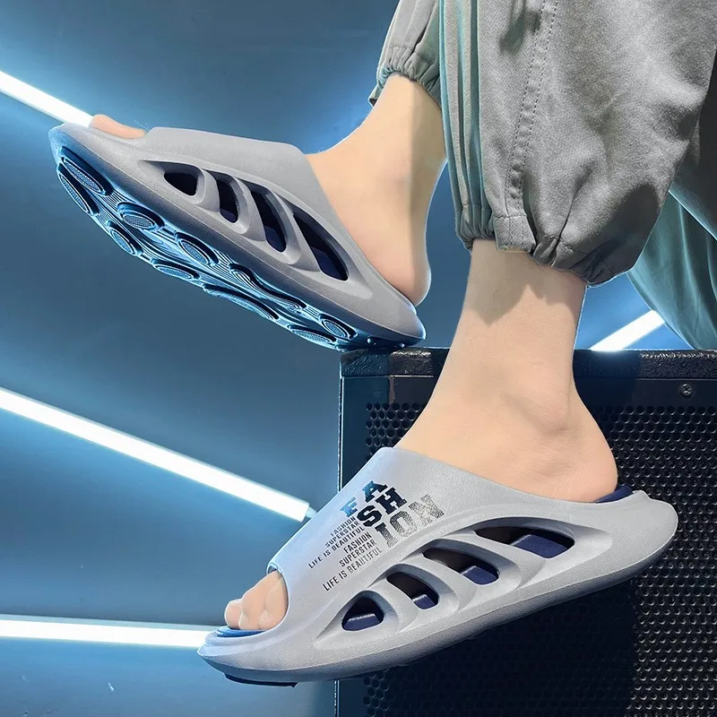 Summer New Men's EVA Slippers Trend Fashion Men Slippers Sports Sandals Anti-slip Deodorant Outdoor Beach Thick Bottom Platform