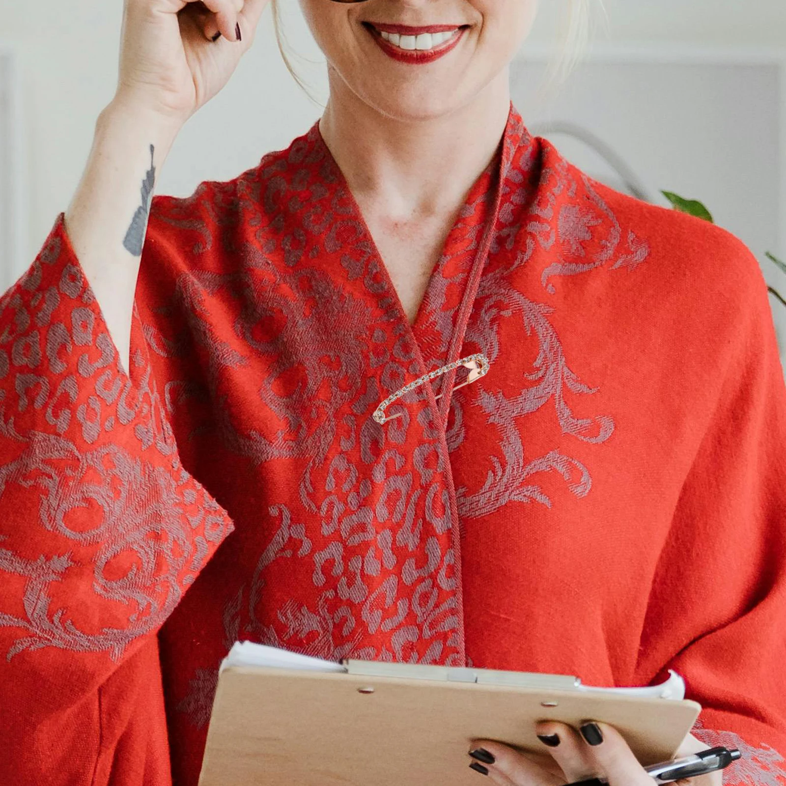 

10Pcs Brooch Pins Crystal Rhinestone Safety Pin Elegant Shawl Clip Sweater Clothing Fastener Decorative Jewelry