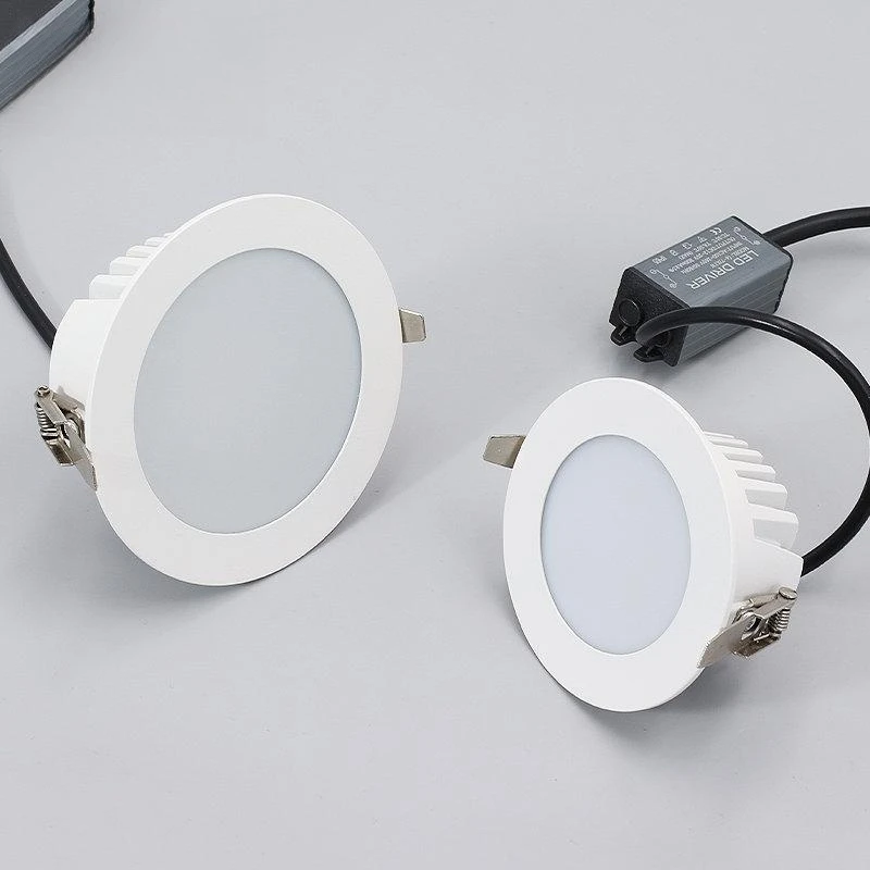 Waterproof Anti-glare 7W Downlight Multiple Color Temperature Anti-fog Spotlight Embedded Ceiling Light Battroom Kitchen