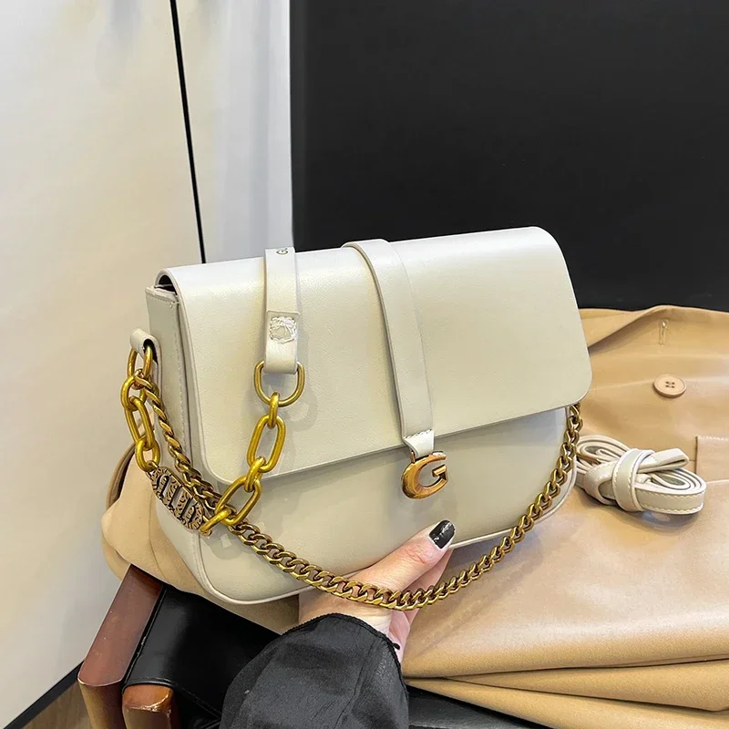 حقيبة يد كلاسيكية مصممة من الباريس لعام 2025 - حقيبة يد جلدية بسيطة مع سحر عتيق وحزام كروس حديث #4