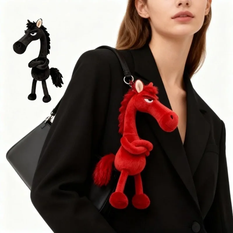 

1-10 шт. 2026 год лошади плюшевая игрушка черный пони талисман креативная милая кукла брелок для сумки очаровательный орнамент