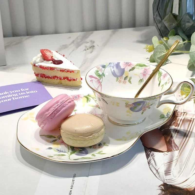 Nordic Bone China Coffee Cup and Saucer Set Light-Luxury Premium Sweet Plum Series Afternoon Tea Drinkware Gift Box for Home Use